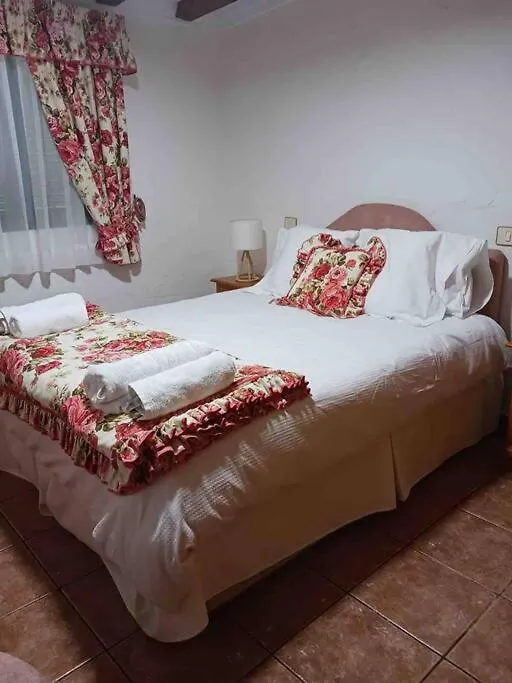 La Finca. Casa En Ciudad. Zona Residencial Muy Tranquila Telde Spain