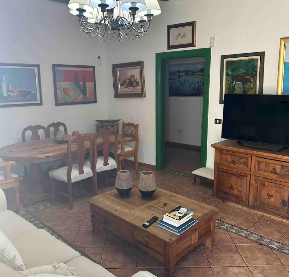 La Finca. Casa En Ciudad. Zona Residencial Muy Tranquila Telde 0*,